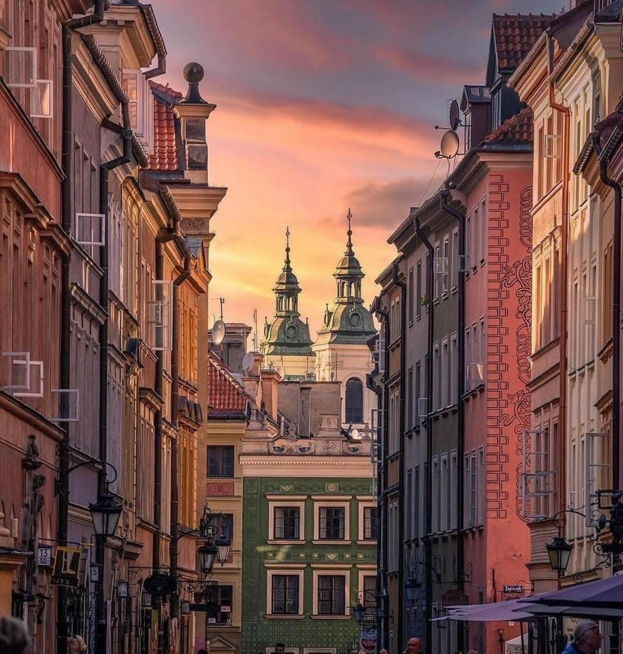 Mieszkanie Z Duzym Terasem W Warszawie Warsaw Luaran gambar